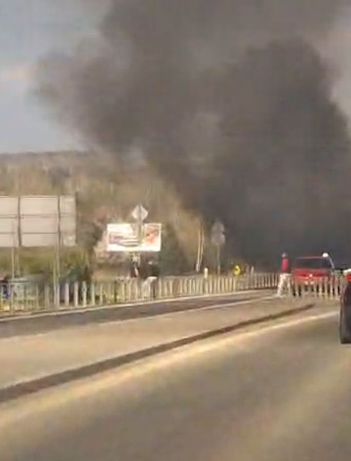 Pożar na obwodnicy Sanoka. Płonął samochód osobowy [VIDEO]