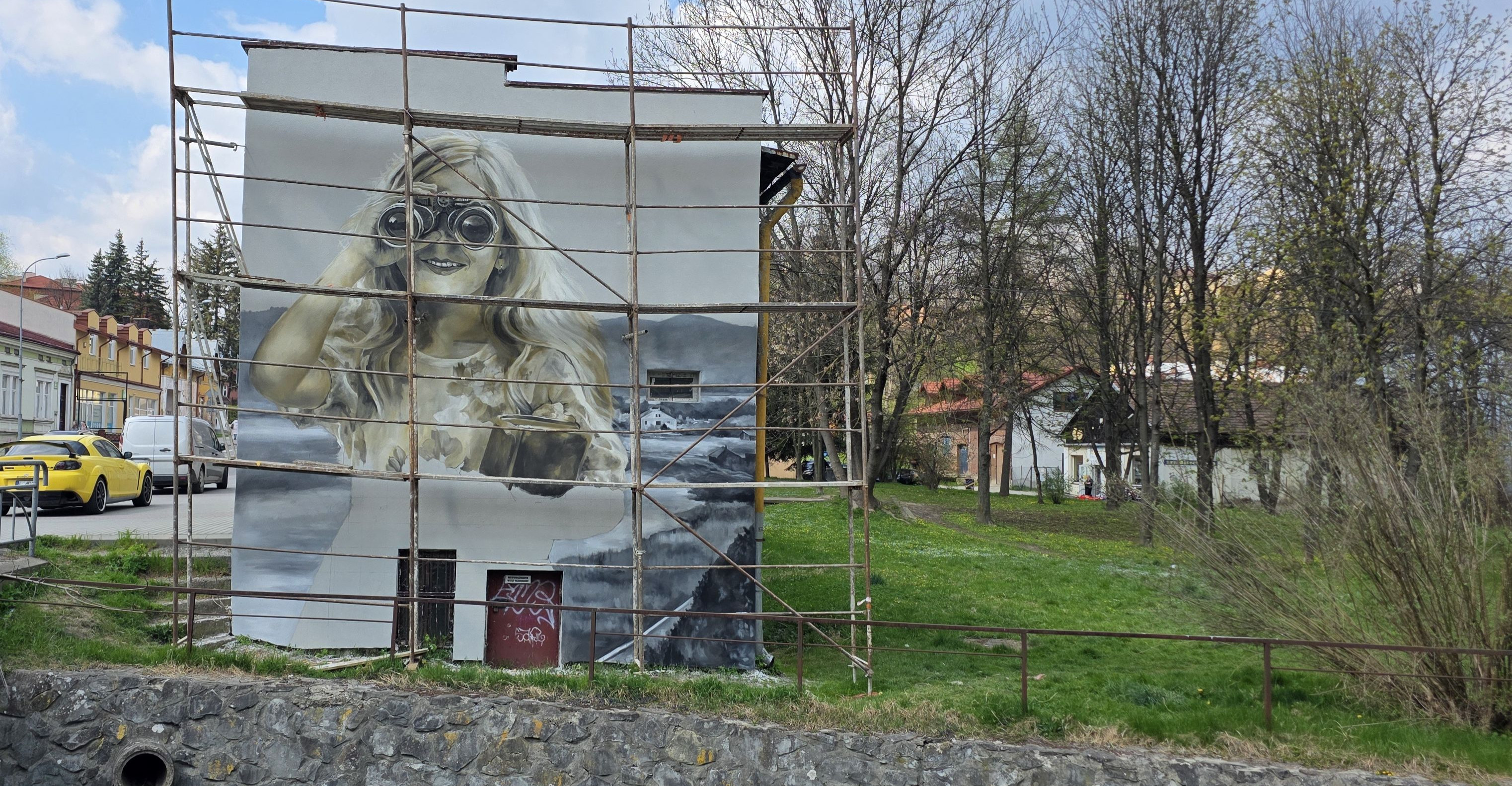 SANOK: Nowy mural Arkadiusza Andrejkowa. Prace na finiszu [ZDJĘCIA]