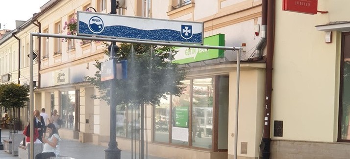 Upały nie odpuszczają. Nowa kurtyna wodna w centrum Rzeszowa!