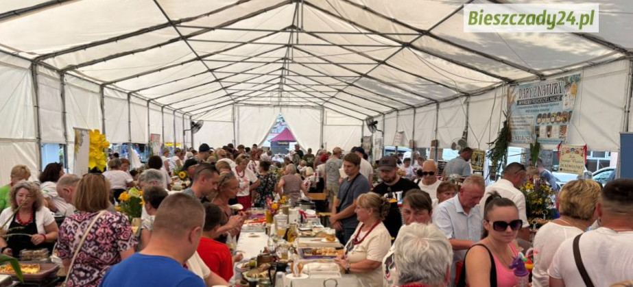 AGROBIESZCZADY 2026: Trwają Jubileuszowe targi w Lesku! [ZDJĘCIA, RELACJA NA ŻYWO]