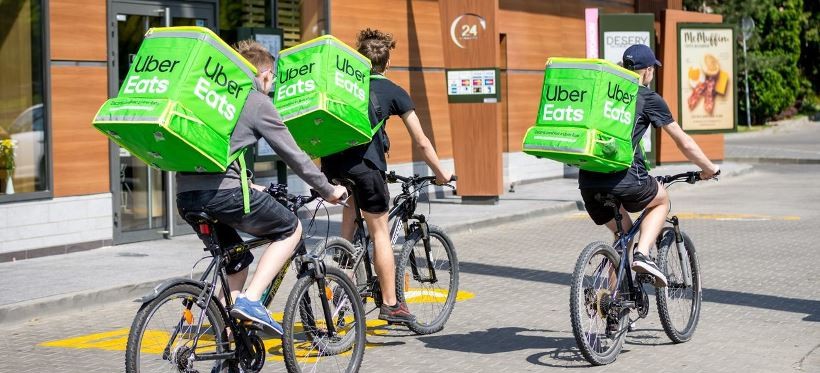 Uber Eats startuje w Rzeszowie! Dowóz jedzenia z blisko 40 restauracji i zniżki dla nowych klientów