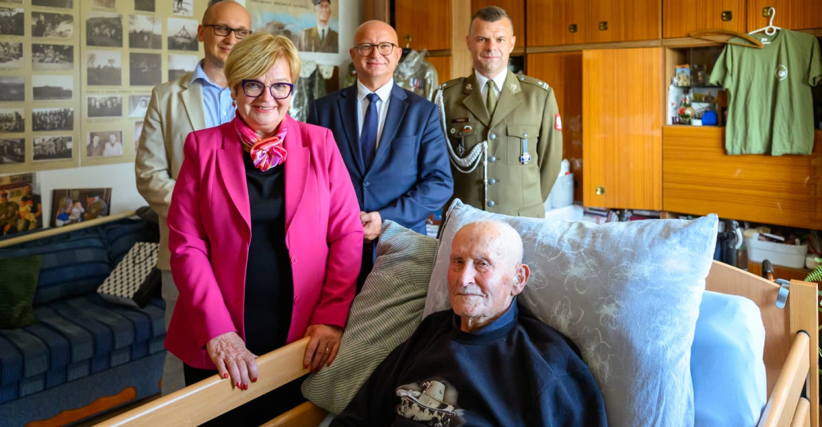 108. urodziny kpt. Tadeusza Lutaka. Panie Kapitanie, 200 lat w zdrowiu i pomyślności!