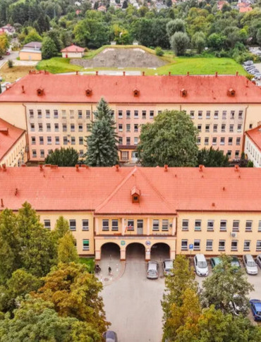 SZPITAL W SANOKU: Ponad 200 mln zł długu, zarobki do weryfikacji i wniosek do prokuratury [VIDEO]