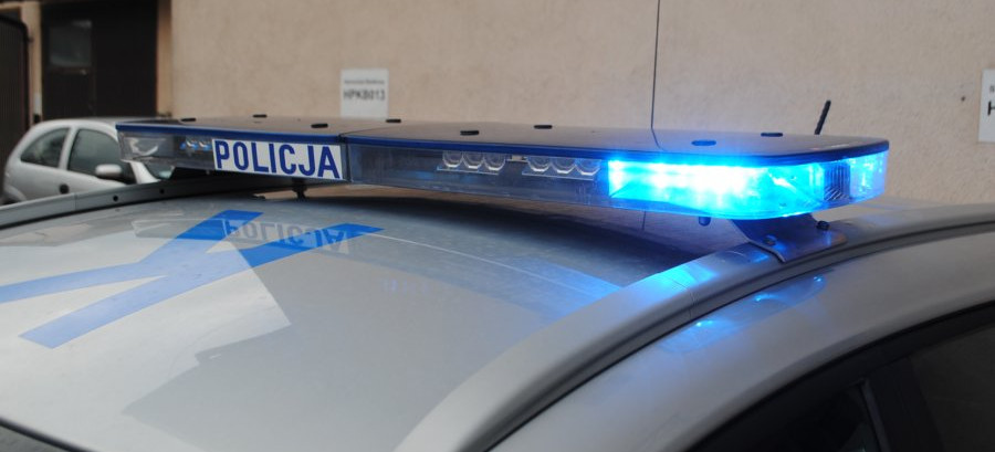 Eskorta 12-latki. Podziękowania dla policjantów za pomoc