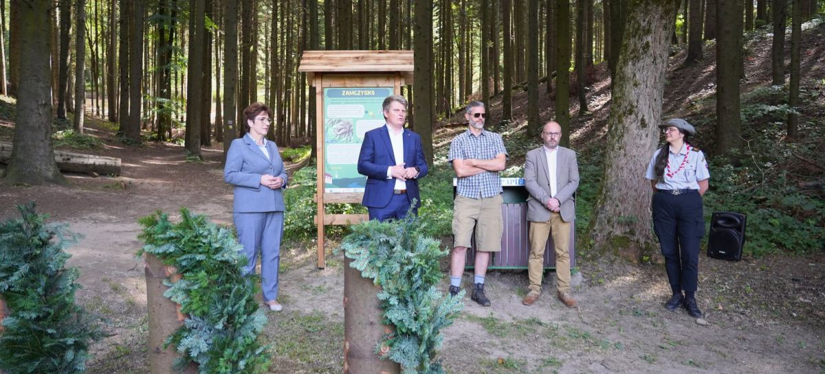 Otwarto ścieżkę przyrodniczo-historyczną „Zamczysko”. Nowa atrakcja na mapie Sanoka