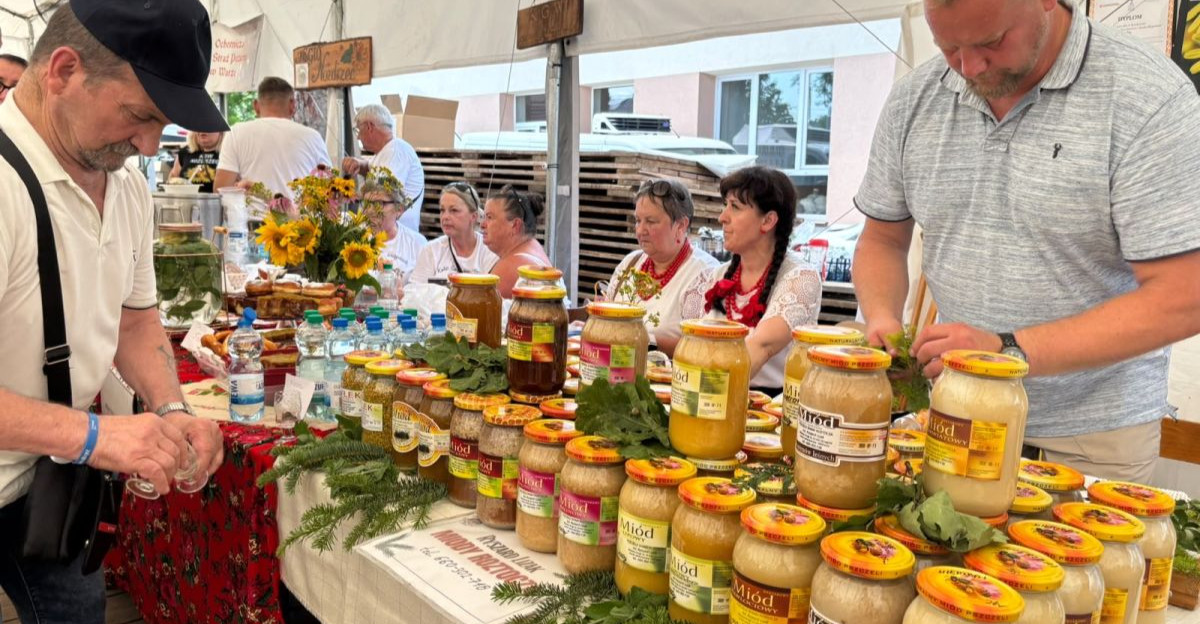 30 edycja Agrobieszczadów. Wielkie święto w Lesku. Gwiazdą wieczoru BACIARY [VIDEO, ZDJĘCIA]