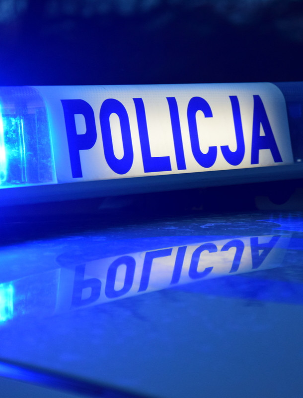 Samowolnie opuściła szpital i błąkała się nocą po mieście. Pomogli jej policjanci