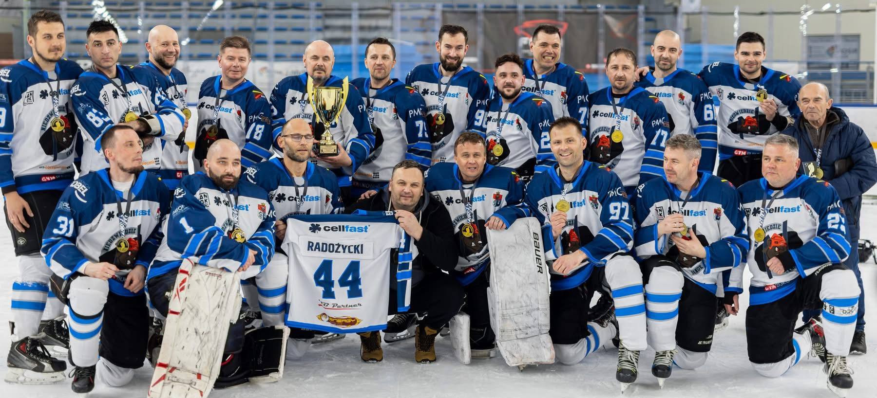 HOKEJ: „Niedźwiedzie” w najwyższej klasie rozgrywkowej! Wielki sukces sanockich hokeistów [ZDJĘCIA]