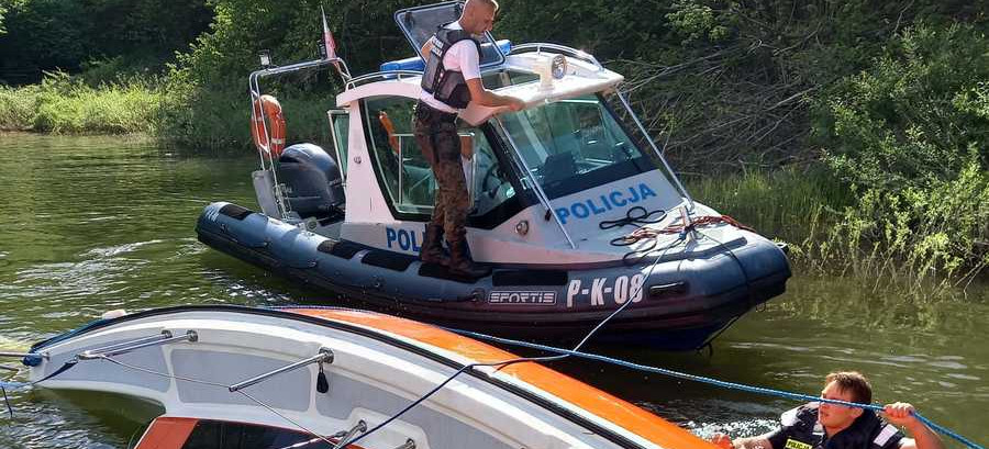 Akcja ratunkowa na Jeziorze Solińskim (ZDJĘCIA)