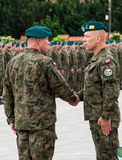 Oficjalne pożegnanie żołnierzy przed misją w Bośni i Hercegowinie. Podpisano ważne porozumienia [ZDJĘCIA]