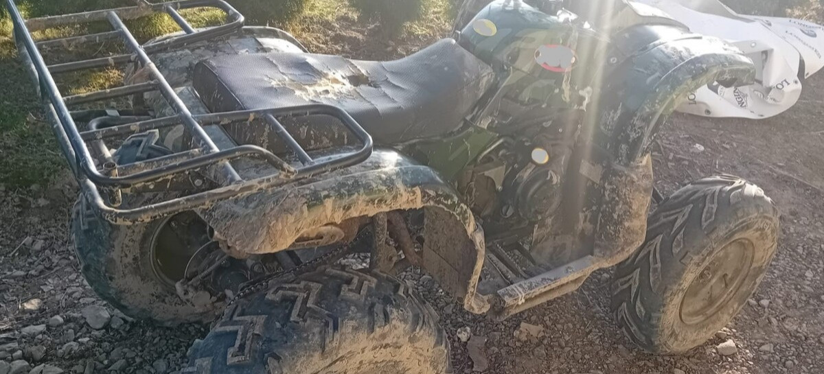 IZDEBKI: Wypadek na quadzie. 31-latka uderzyła w bariery i trafiła do szpitala