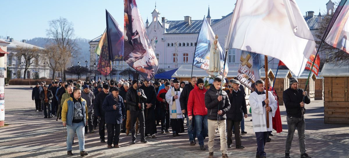 SANOK: Modlitewne spotkanie mężczyzn. Jutro Męski Różaniec