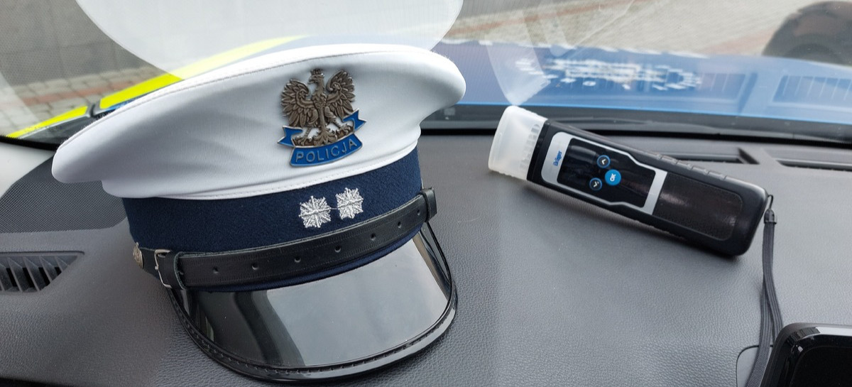 Uszkodzone auto i blisko 3 promile. Chciała odjechać z miejsca kontroli