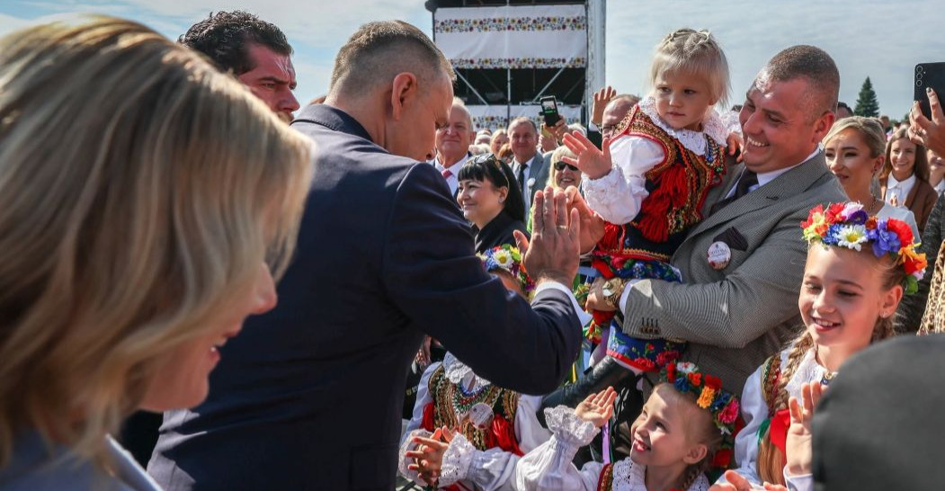 Święto plonów na Podkarpaciu. Karol Nawrocki: „Dziękuję za waszą ciężką pracę” [VIDEO, ZDJĘCIA]