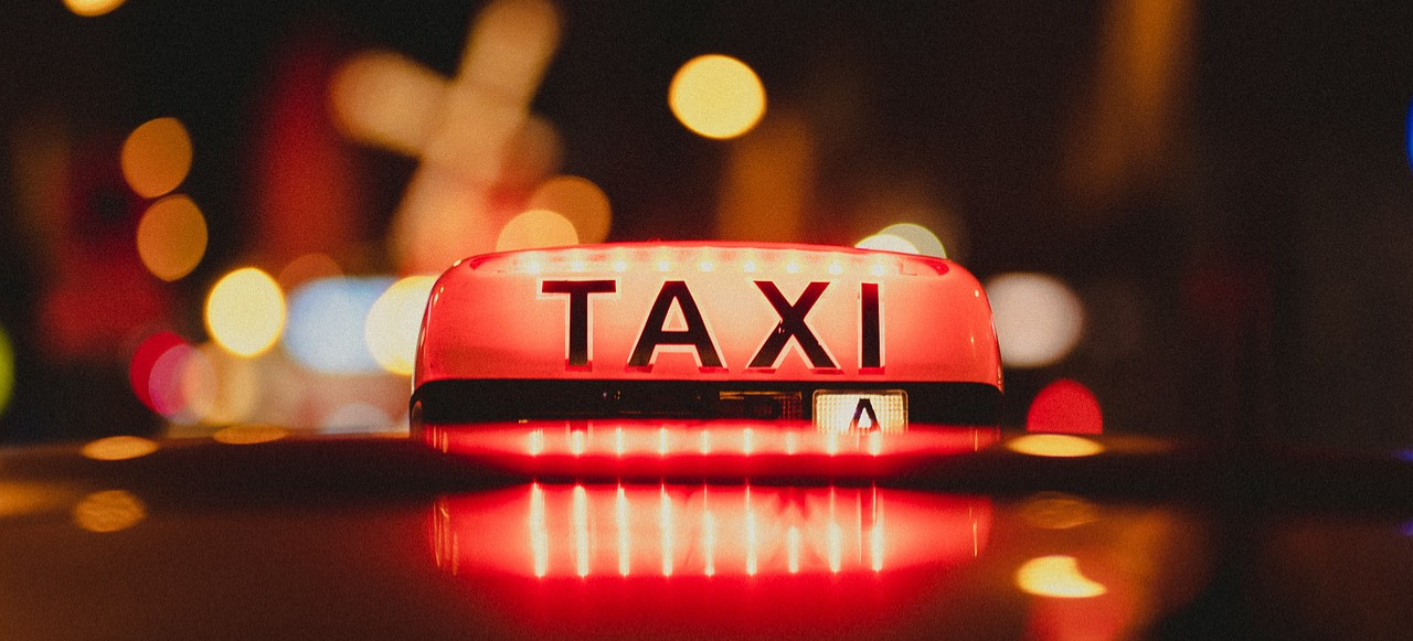 PODKARPACIE: Kierujący taksówką miał blisko 2 promile alkoholu