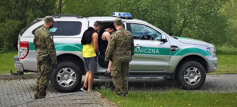 BIESZCZADY. Nielegalni imigranci na granicy. Udawali zbłąkanych turystów