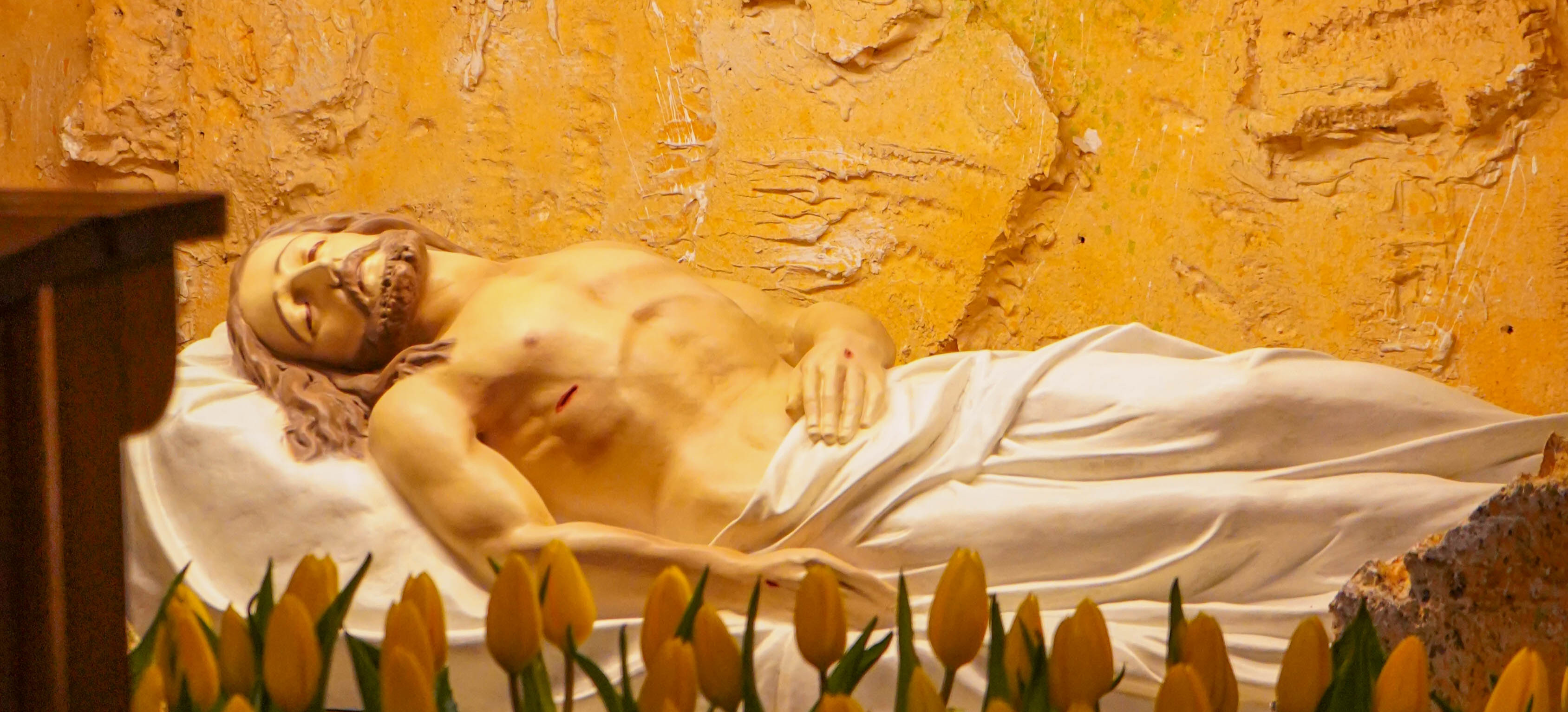 Nadzieja, która nie gaśnie. Co Wielkanoc mówi nam dzisiaj? [VIDEO]