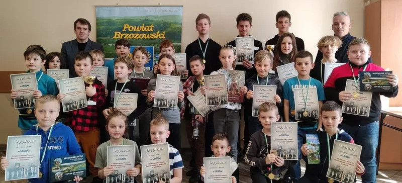I Mistrzostwa Powiatu Brzozowskiego w szachach juniorów! (ZDJĘCIA)