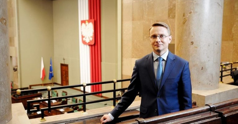 Piotr Uruski apeluje w Sejmie: SPZOZ w Sanoku potrzebuje natychmiastowego wsparcia finansowego! (VIDEO)