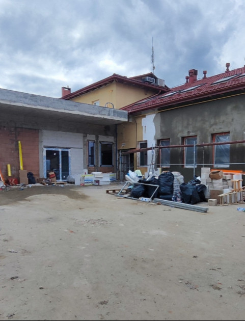 Modernizacja Szpitalnego Oddziału Ratunkowego w Sanoku nabiera tempa! [ZDJĘCIA]