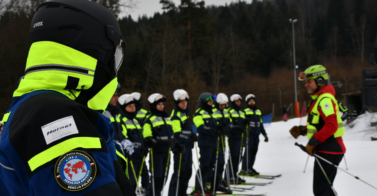 Policjanci na stoku doskonalili swoje umiejętności (ZDJĘCIA)