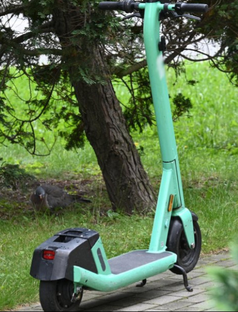 Bezpieczna jazda hulajnogą elektryczną. Sprawdź najważniejsze obowiązki użytkownika