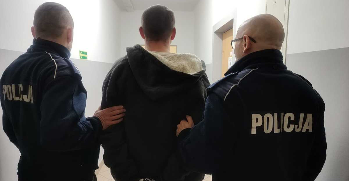Rozbój z użyciem noża w Ustrzykach Dolnych. 34-latek w areszcie