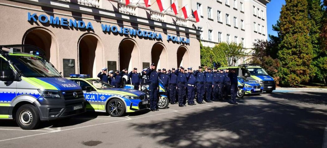 PODKARPACIE. Policyjne syreny uczciły pamięć podkom. Natana Sieronia [ZDJĘCIA]