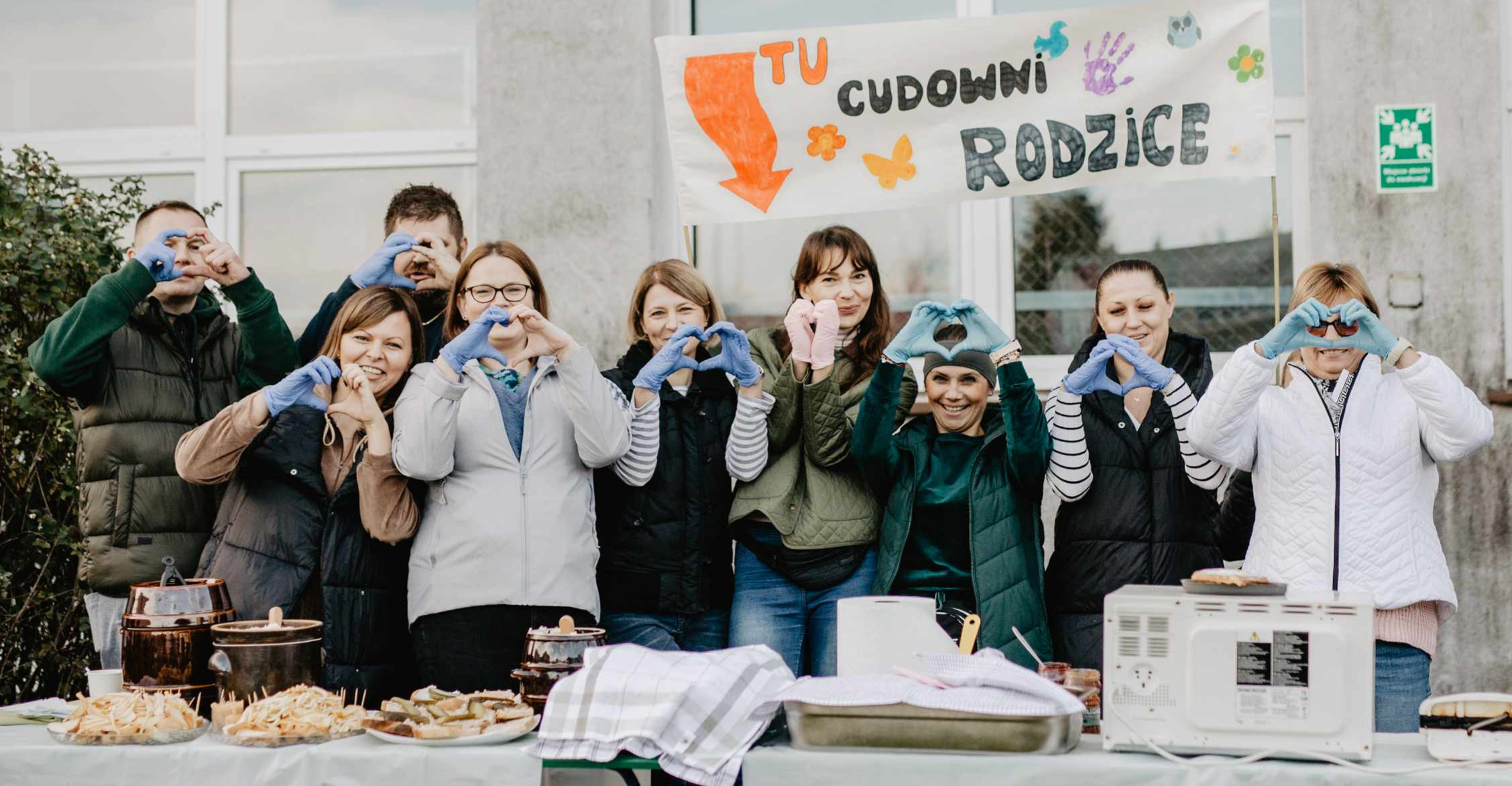 SANOK. Piknik Rodzinny w SP 9. „Atmosfera jedności, wspólny cel!” (ZDJĘCIA)