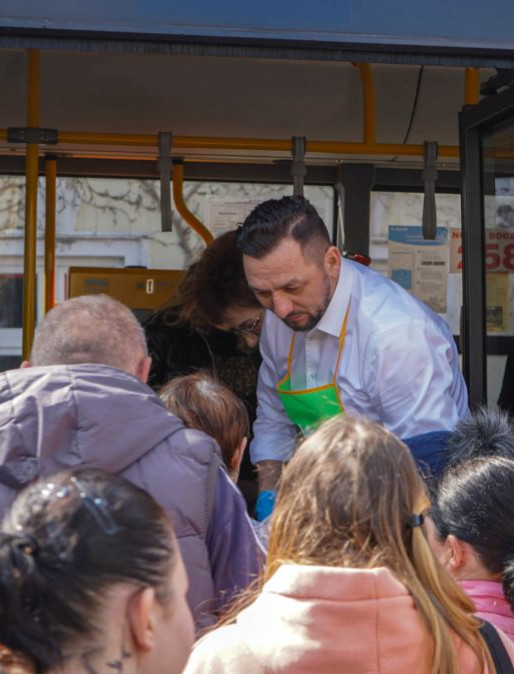 Autobus Ciepła ponownie zawitał na sanocki rynek [VIDEO, ZDJĘCIA]