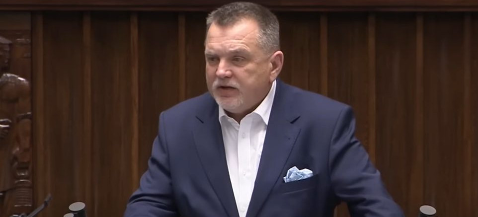 KONFEDERACJA Andrzej ZAPAŁOWSKI :  Napychacie kieszenie ukraińskich oligarchów! (VIDEO)