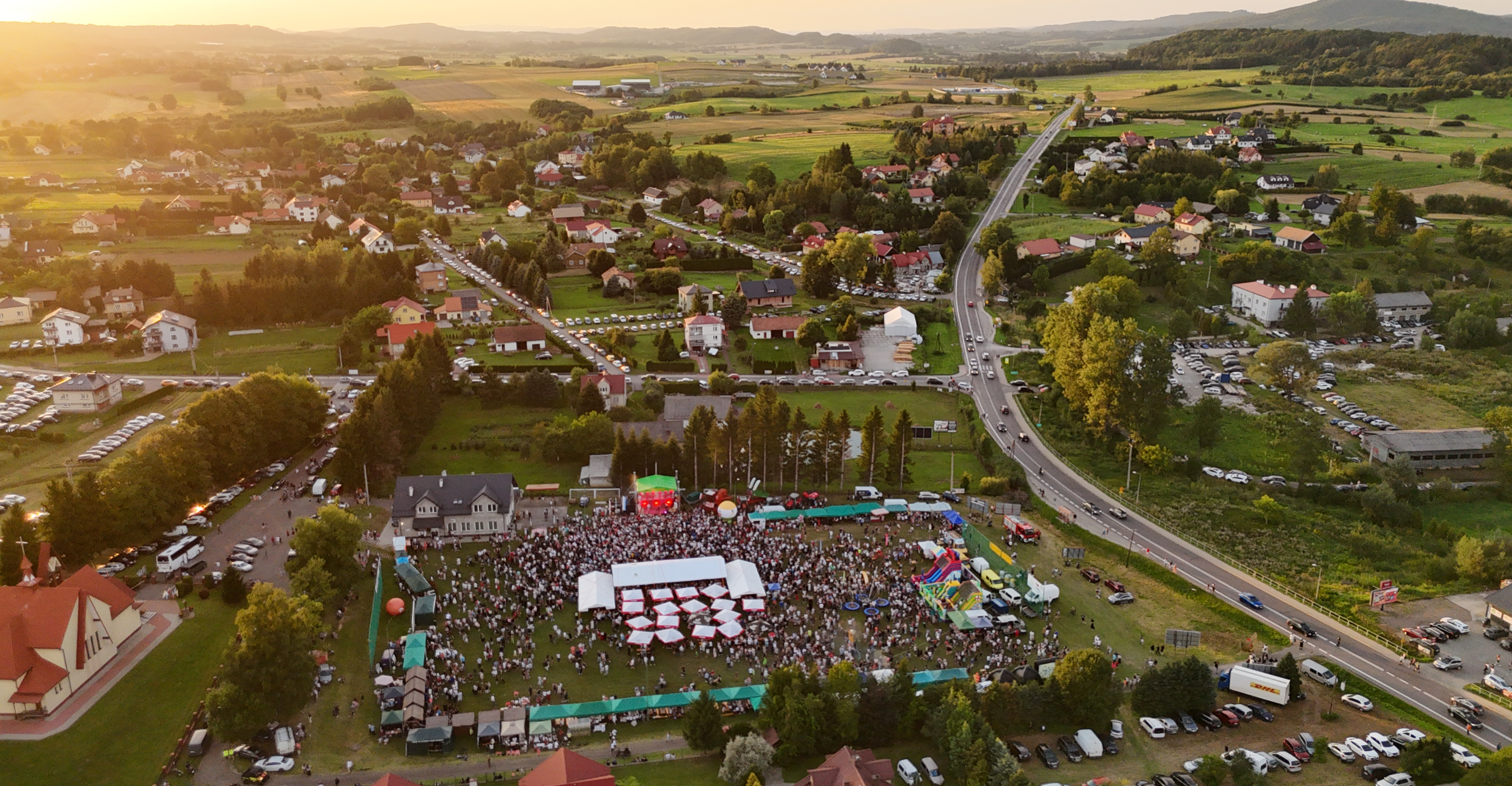 Sportowy Dzień Dziecka i piknik rodzinny na stadionie w Czerteżu