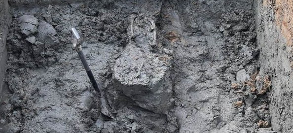 PODKARPACIE: Podczas prac kanalizacyjnych wykopali ludzkie szczątki