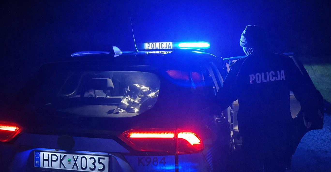 BIESZCZADY: Pijany 67- latek zadzwonił na 112. Wymyślił płonące auta i dramatyczny wypadek