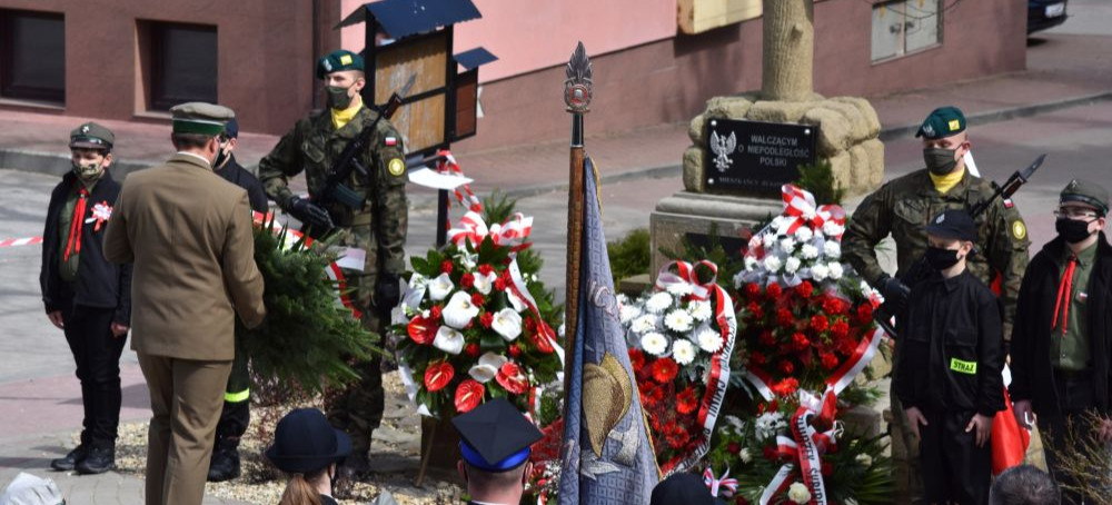 Powiatowo-gminne obchody Narodowego Święta Konstytucji w Bukowsku (ZDJĘCIA)