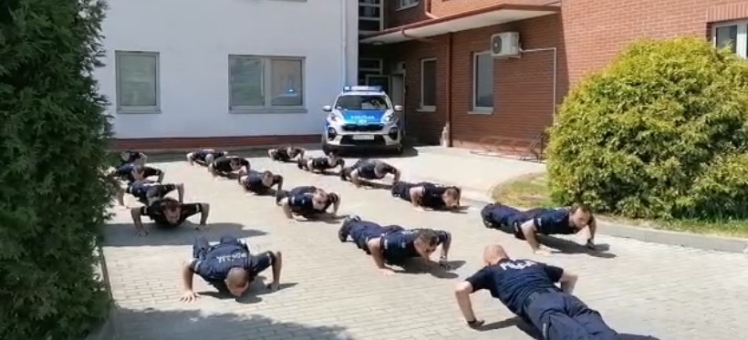 Kolejni rzeszowscy policjanci przystąpili do #GaszynChallenge (WIDEO)