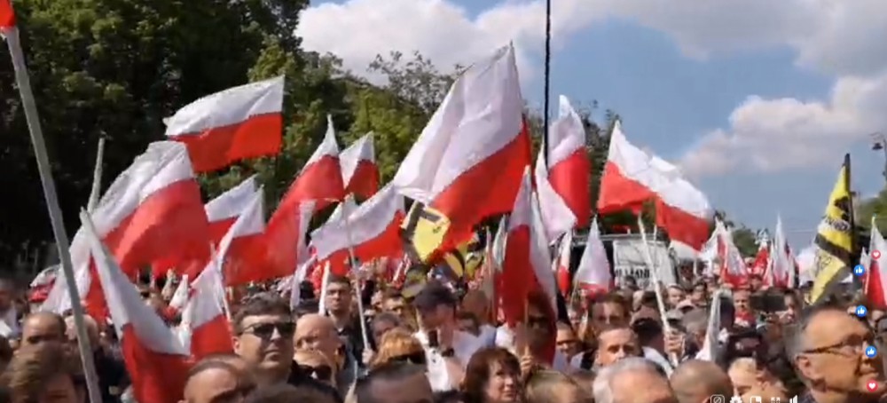 WARSZAWA: Marsz przeciwko roszczeniom żydowskim Akt. 447 JUST!  Transmisja VIDEO LIVE!