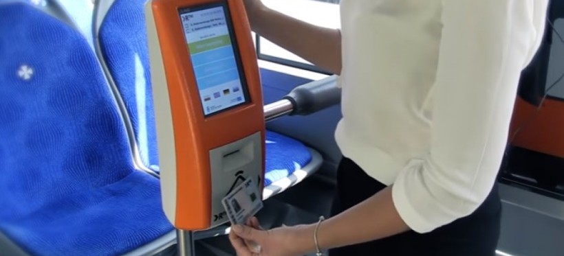 ZTM: Studenci kupujący bilet okresowy muszą przedłużyć ulgę w punkcie