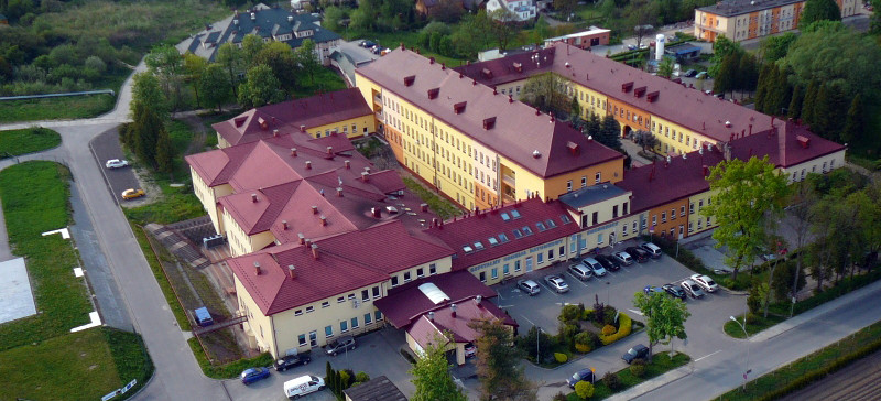 Zarząd Powiatu Sanockiego szuka kandydatów na dyrektorów. Trwa konkurs na kluczowe stanowiska w szpitalu i pogotowiu