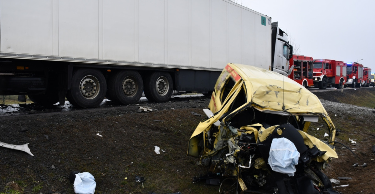 Tragedia na drodze. Nie żyje 47-letni mężczyzna (FOTO)