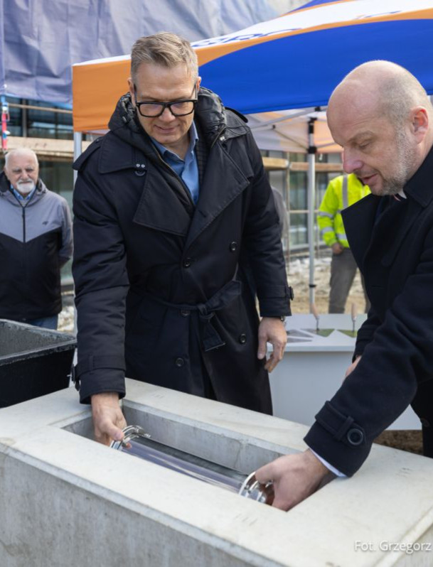 Kamień węgielny pod największą inwestycję w Rzeszowie. Podkarpackie Centrum Lekkiej Atletyki będzie gotowe już jesienią!