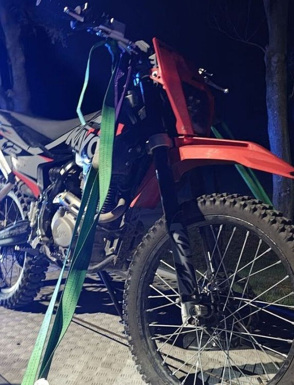 Miał tylko 14 lat i jechał motocyklem! Policja zatrzymała go do kontroli