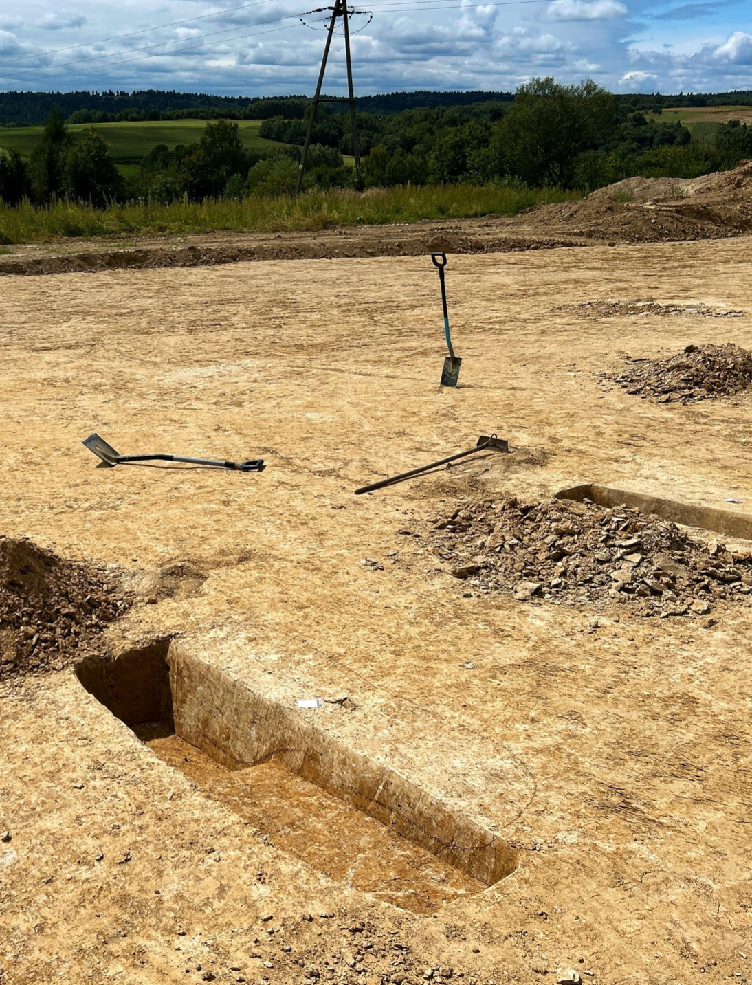 Archeolodzy zatrzymali budowę drogi Szklary–Dynów. Znaleziono ślady rzymskiej osady! [ZDJĘCIA]