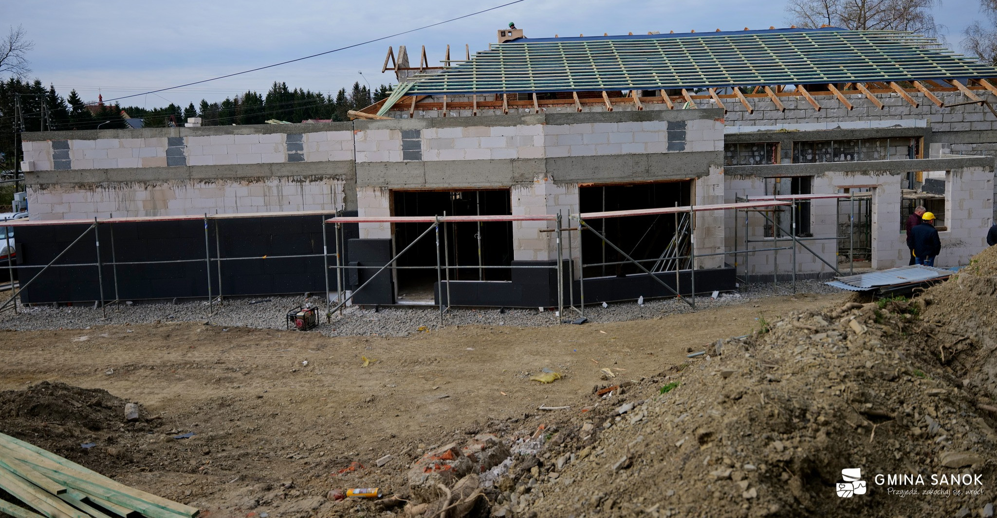 GMINA SANOK: Nowy żłobek rośnie w oczach. Postępy prac w Czerteżu [ZDJĘCIA]