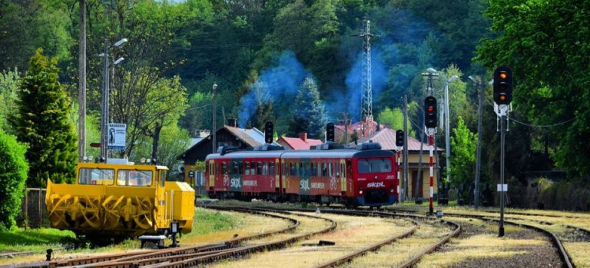 Sejmik Województwa Podkarpackiego jednogłośnie: 1,5 mln zł na kolejowe przewozy dla Powiatu Sanockiego