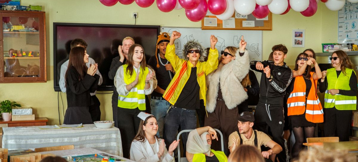 Zajrzyj do „Ekonomika”! Dzień Otwarty pełen humoru i kreatywności [VIDEO, ZDJĘCIA]