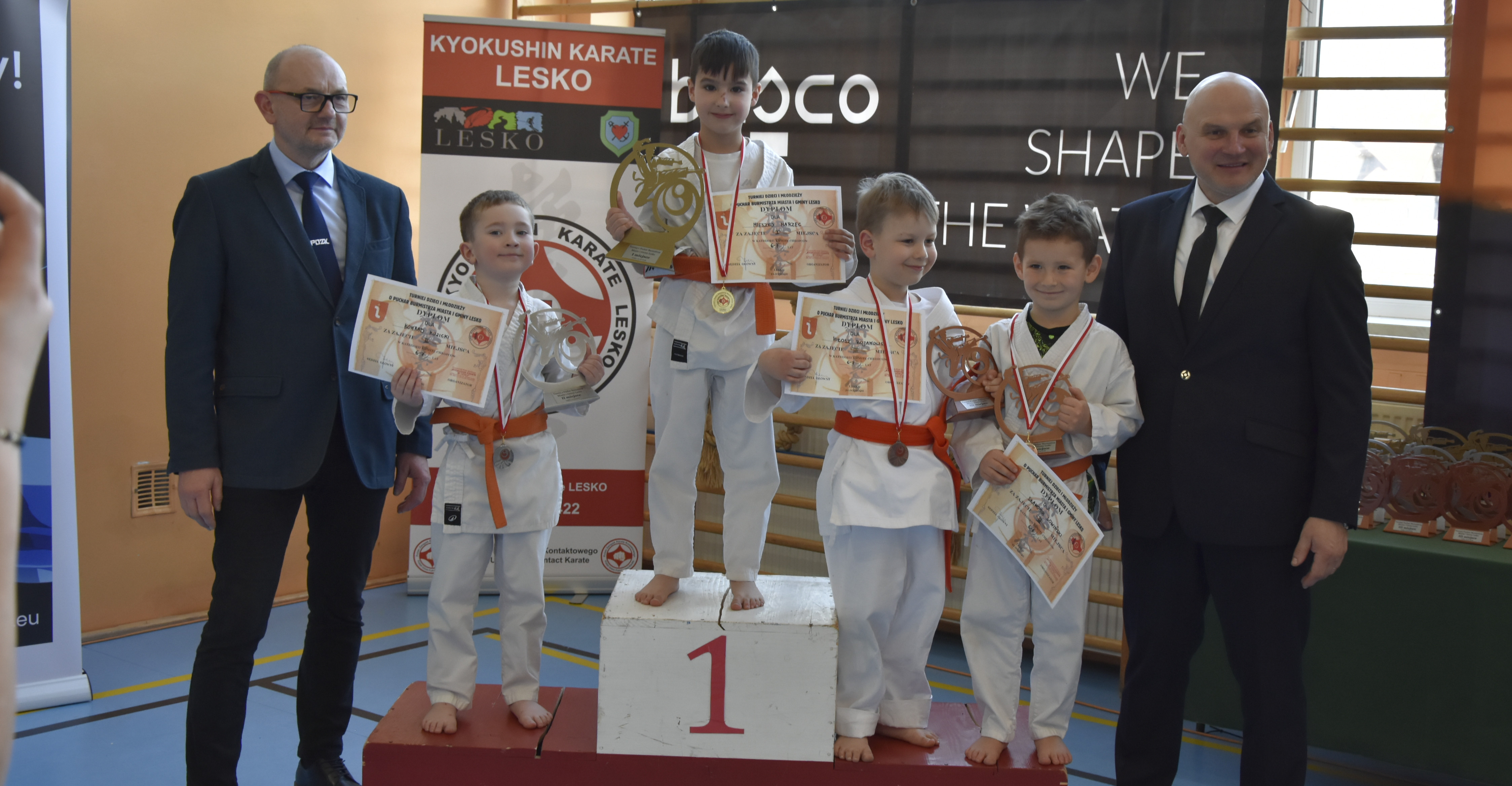 LESKO: Sukces karateków Atama Kumite.13 medali młodych wojowników