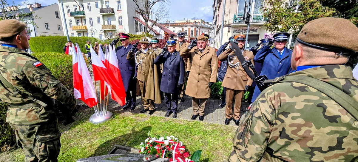 86. Rocznica Zbrodni Katyńskiej i Dnia Inwalidy Wojennego [ZDJĘCIA]