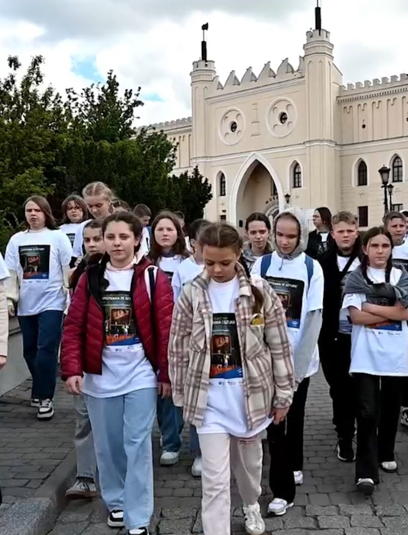 Uczennica z Izdebek z I miejscem w ogólnopolskim konkursie! Teraz liczy się Wasze wsparcie (VIDEO)