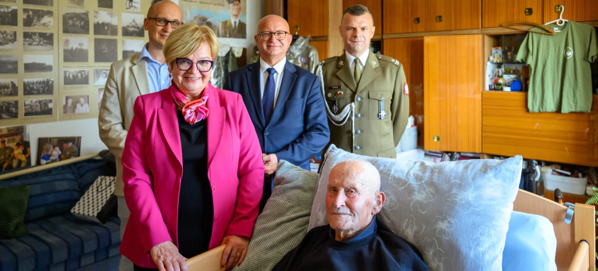 108. urodziny kpt. Tadeusza Lutaka. Panie Kapitanie, 200 lat w zdrowiu i pomyślności!